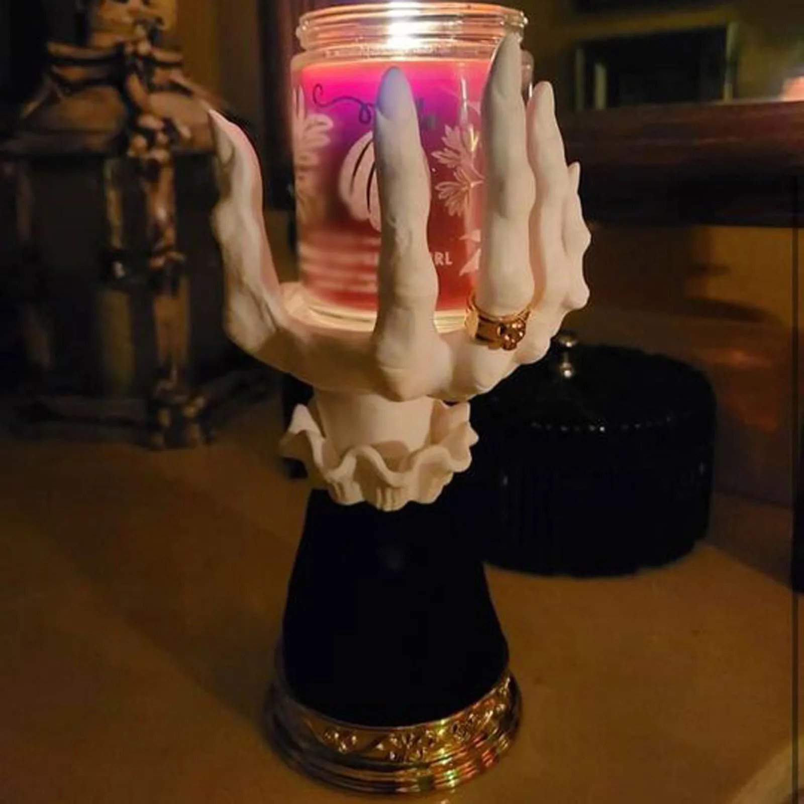 Witch Hand Candlestick Halloween Palm Candle Holder Gothic Decor Snack Bowl Stand Resin Ornament For Home Halloween Decorations candle holders