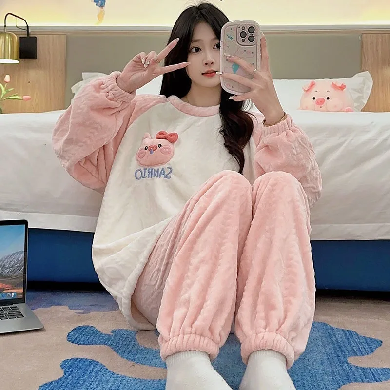 2024 New Pajama Women Winter Flannel Warm Spring Autumn Sleepwear Long-sleeved Coral Velvet Padded Velvet Homewear Cute Suit
