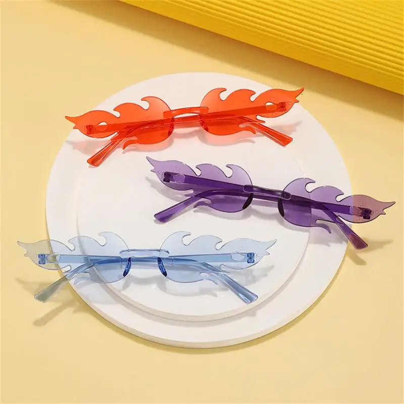 Fire Flame Sunglasses for Women Trendy Rimless Sunglasses Novelty Metal Frame UV400 Sun Glasses Party Cosplay Eyewear