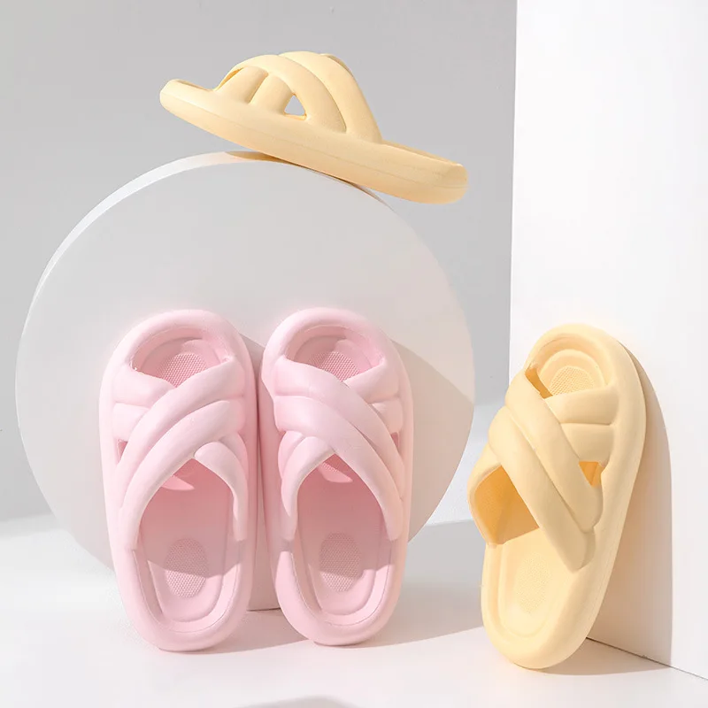 EVA Summer Women Fashion Cute Outdoor Non-Slip Rubber Slippers Indoor Soft Sole Couple Graffiti Sandals 2