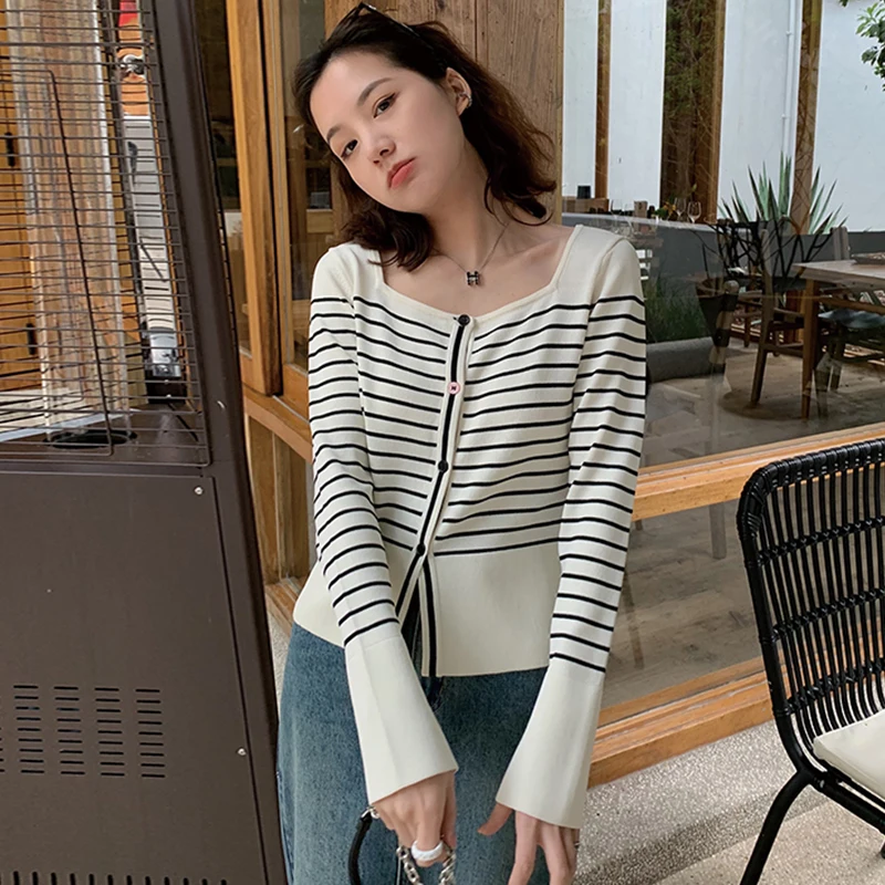 

Lady Single Breasted Vintage Sweaters Female Casual Slim Striped Cardigan Sweater 2022 Autumn Mujer Korean Fashion Knitted Top