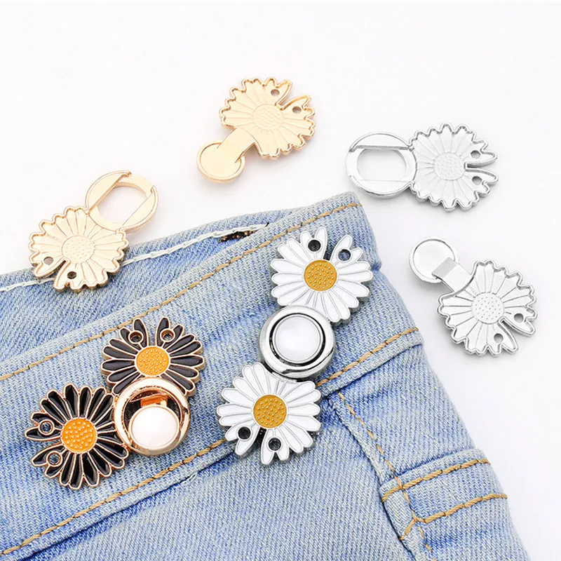Detachable Skirt Pants Adjustment Buckle Waist Tightening Metal Button Daisy Pattern Cheongsam Buckle For Sewing Cardigan Clips