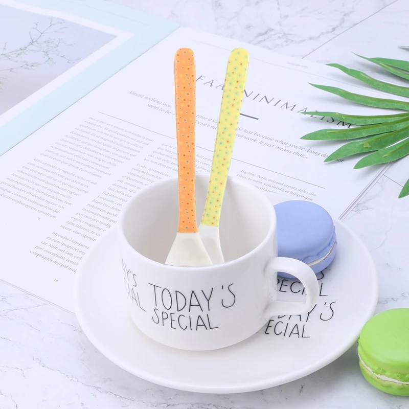 Safe Plastic Cartoon Printing Baby Kids Feeding Spoon Children's Long Soup Coffee Spoon Dinnerware Random Color