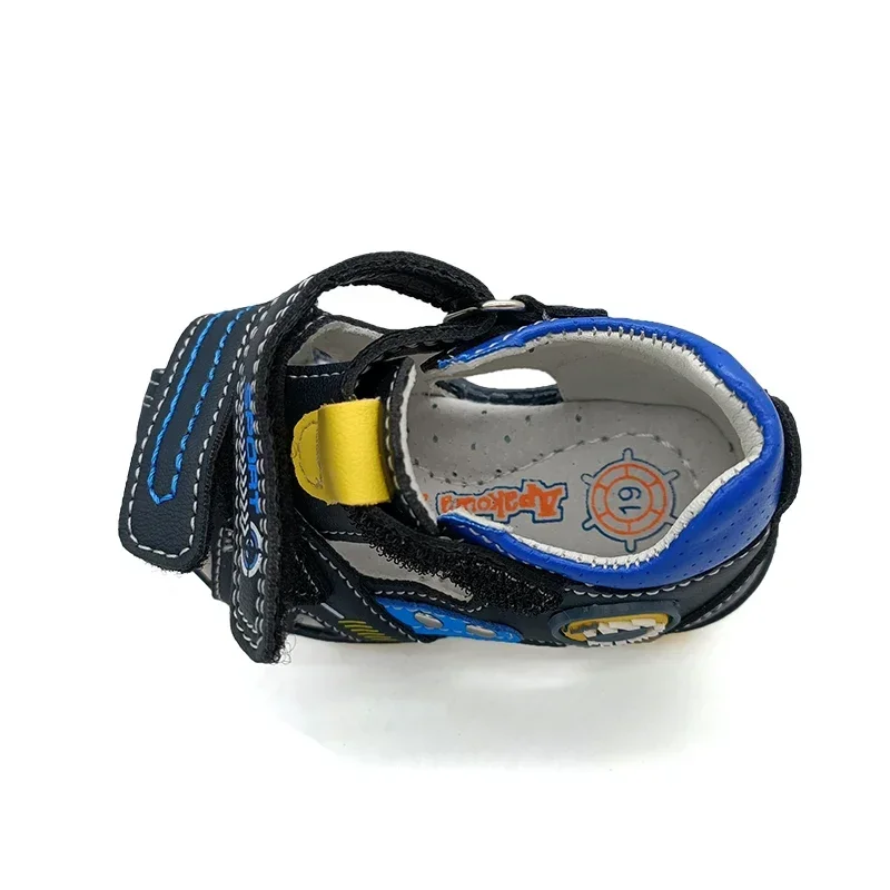 Fashion 1pair Summer Leather Orthopedic Boy Sandals antiskid Children Shoes, back hard Kids Shoes