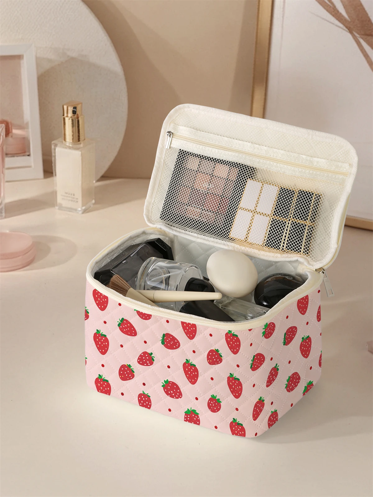 1 Set Portable Makeup Bag, Large Capacity Design, Easily Accommodate Your Cosmetics, Lightweight And Portable For Storing Cosmet