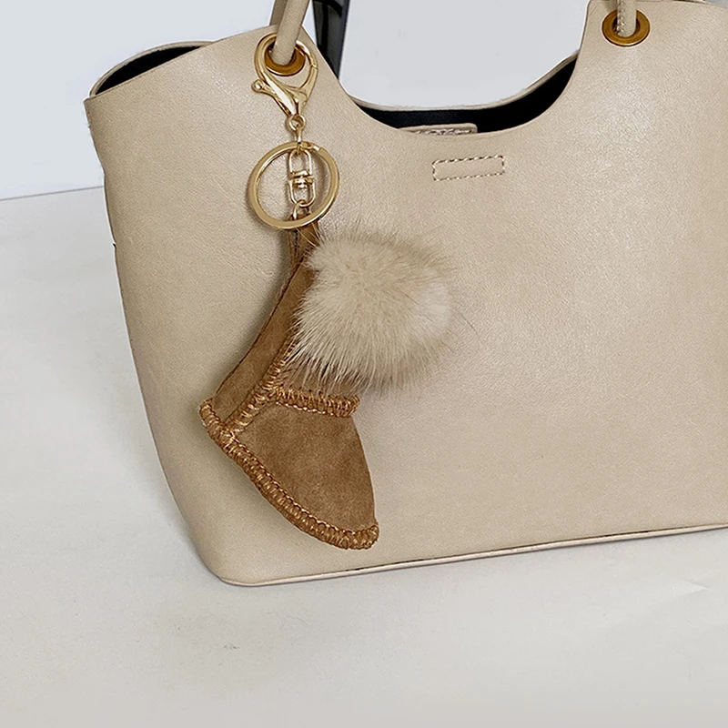 Niedliche Pelz-Schlüsselanhänger, handgenähte Leder-Schlüsselanhänger für Taschenanhänger, Autoschlüssel, modisch, für Frauen, Paare, Festival, Geschenk, Schlüsselanhänger, Zubehör – Detail 5