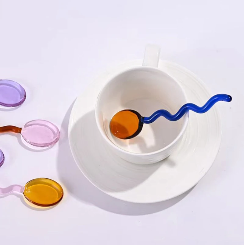 크리에이티브 유리 우유 스푼 컬러 투명 커피 디저트 주방 식기 교반 스틱, 핫 세일, 내열성 유리 스푼