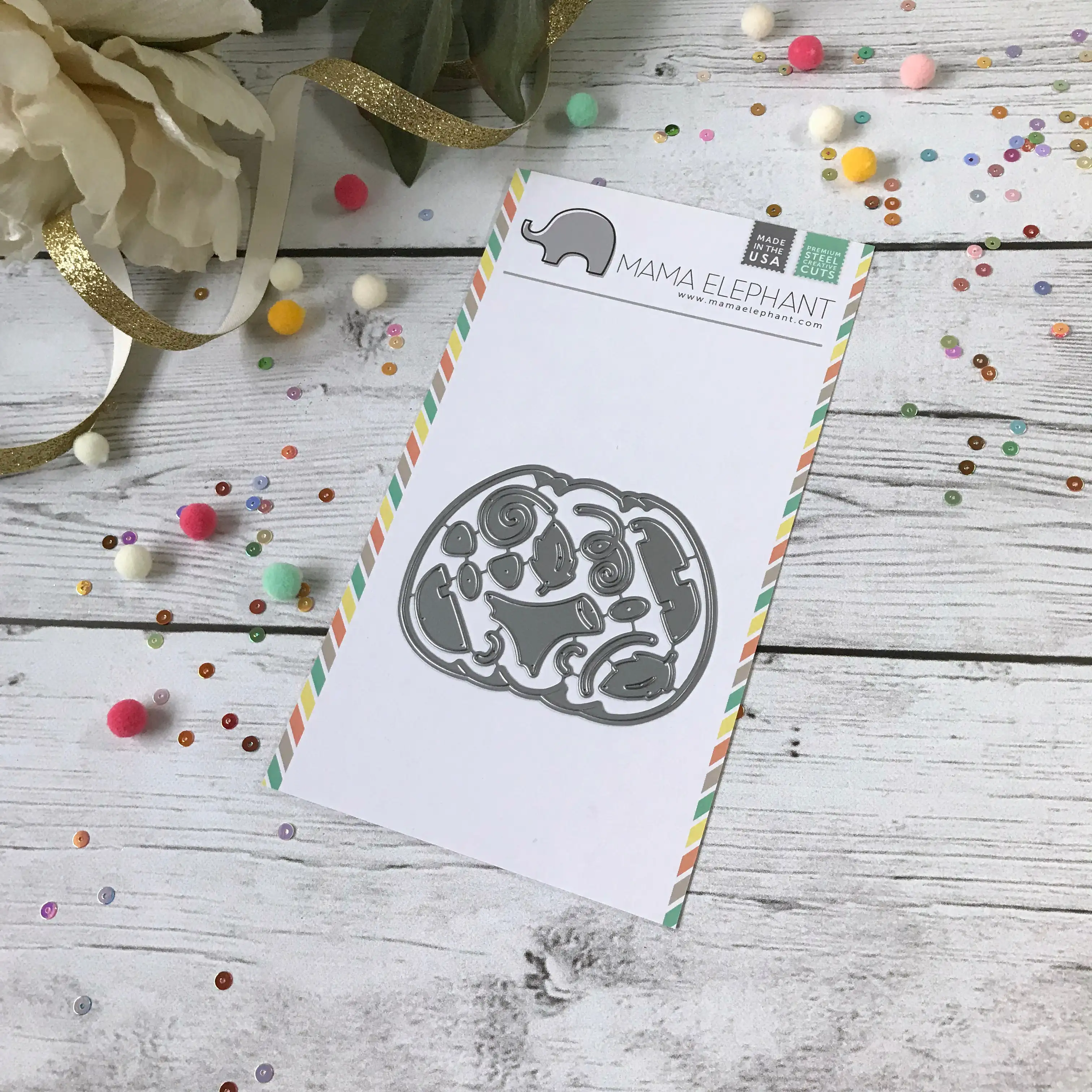 Festive Embossing and Cutting Dies Set for Holiday Scrapbooking and Card Making
