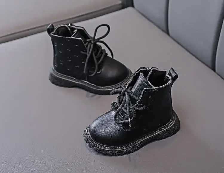 Neue rutschfeste High-Top-Stiefel im britischen Stil für Jungen und Mädchen, lässige Kinderschuhe, modische warme kurze Stiefel, Schnürstiefel mit seitlichem Reißverschluss für Kinder – Detail 15