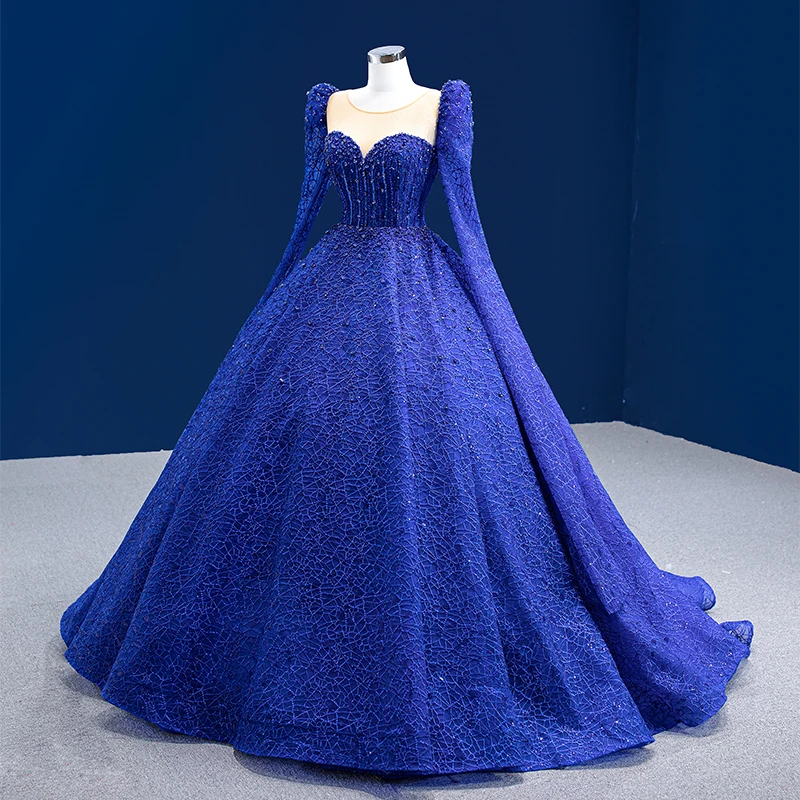 Рисунок 4 - Современные женские вечерние платья