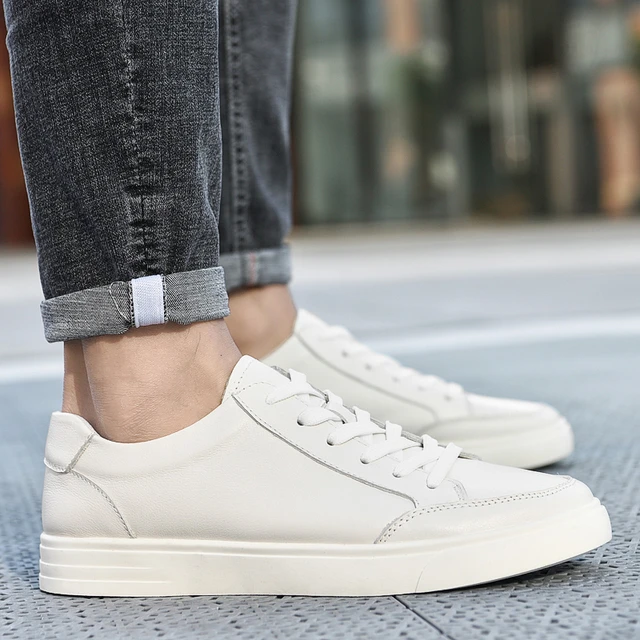  Fashion All Season Men Casual Shoes Flat Bottoms Non Slip  Uppers Solid Color Comfortable Slip Men Lace up Casual Shoes