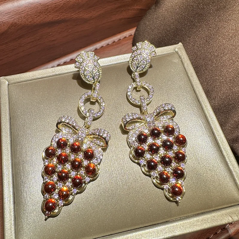 

2023 Women Exaggerated red grape vintage zircon Earrings