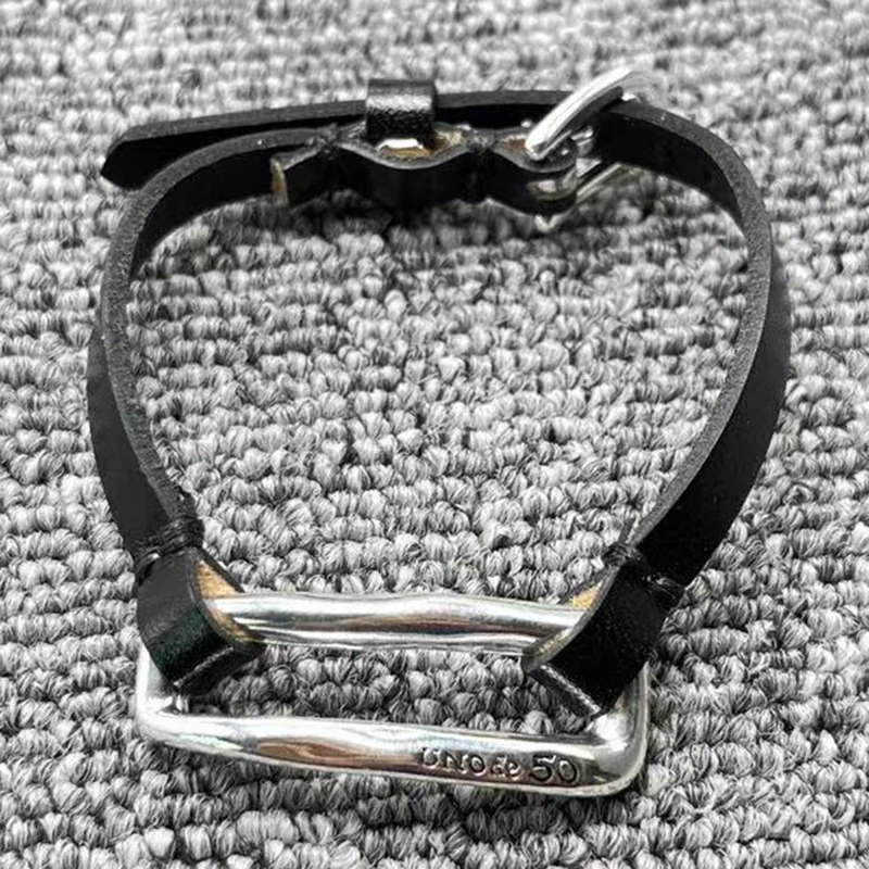 

2023 New UNOde50 Fashion Silver 925 Exquisite Leather Women's Bracelet Button Bracelet Holiday Gift