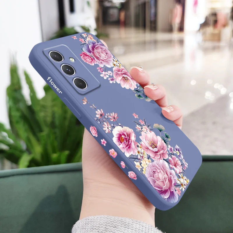 Luxurious Satin Brocade Phone Case - Elegant Protective Cover