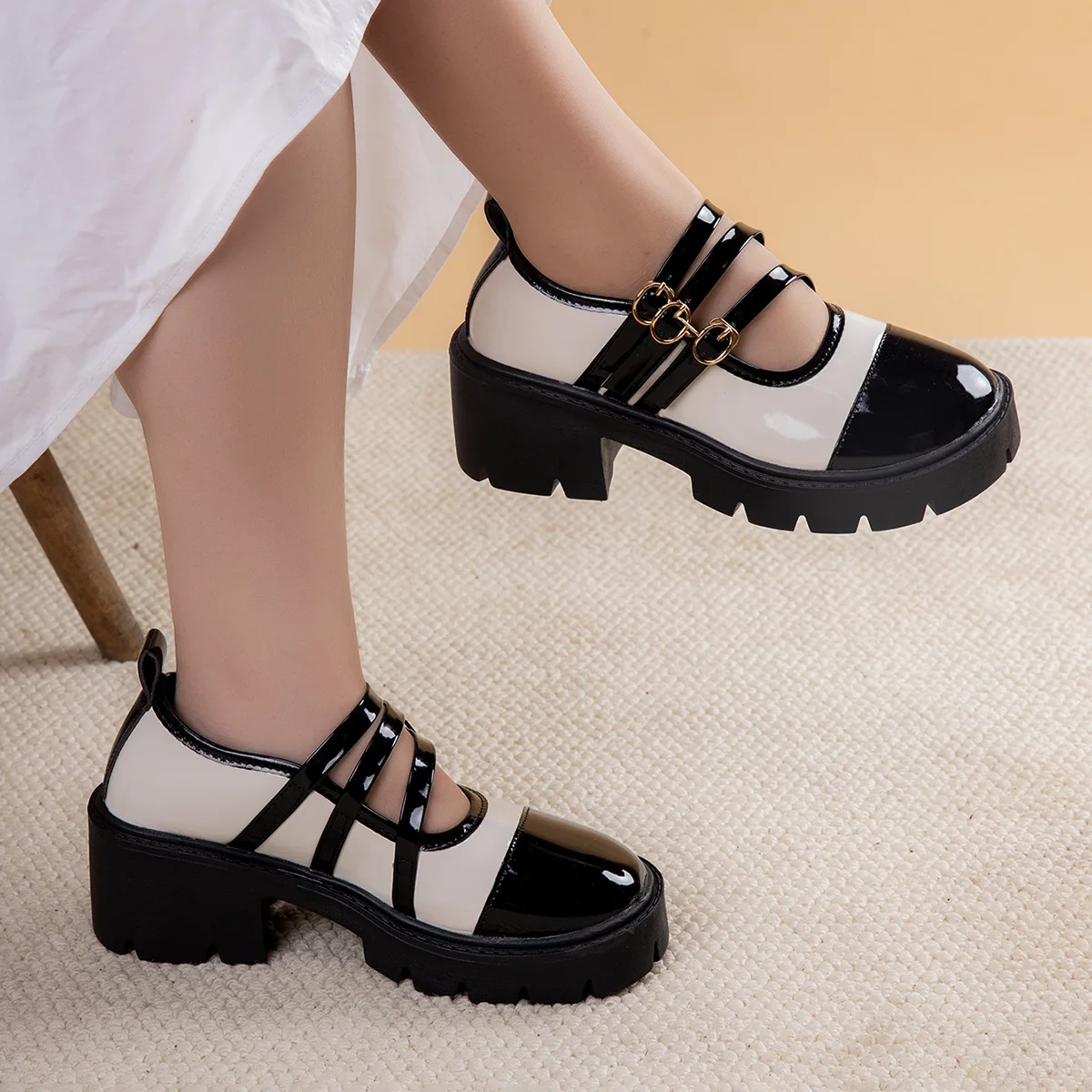 Elegant Round Head Sexy Coarse Heel Casual Shoes Fashionable Best Selling New Comfortable Women's Shoes 2026