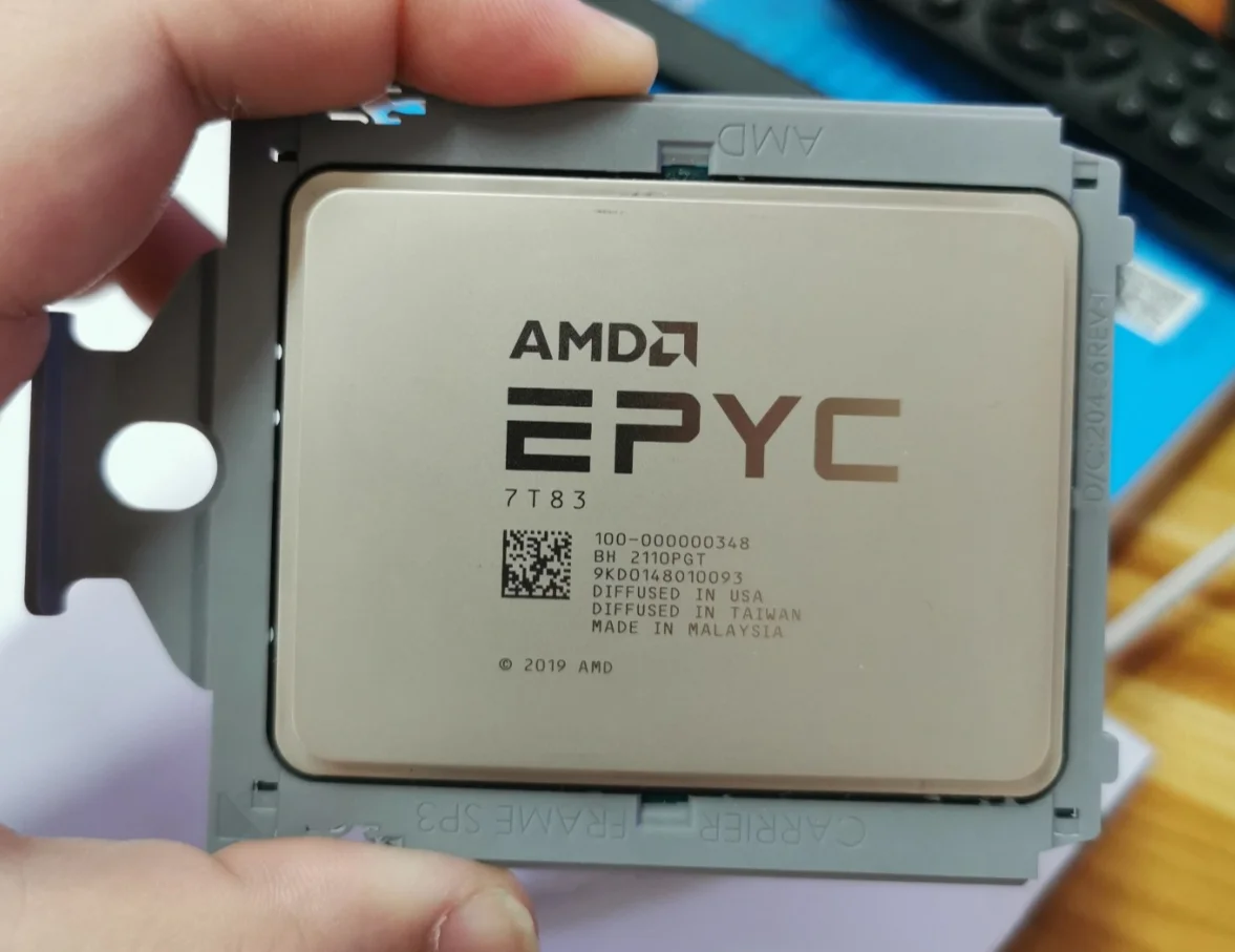 G MZ72-HB0 마더 보드, 2x A 7763 CPU, 1TB 샘, 3200MHz RAM