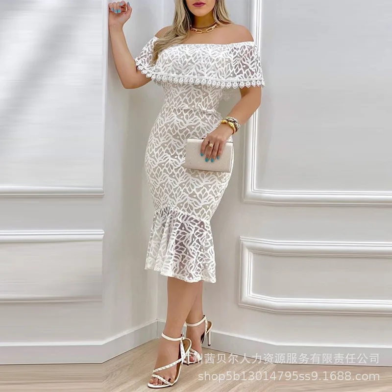 

2024 Women's European and American New White Lace One Shoulder Knee Hollow Dress
