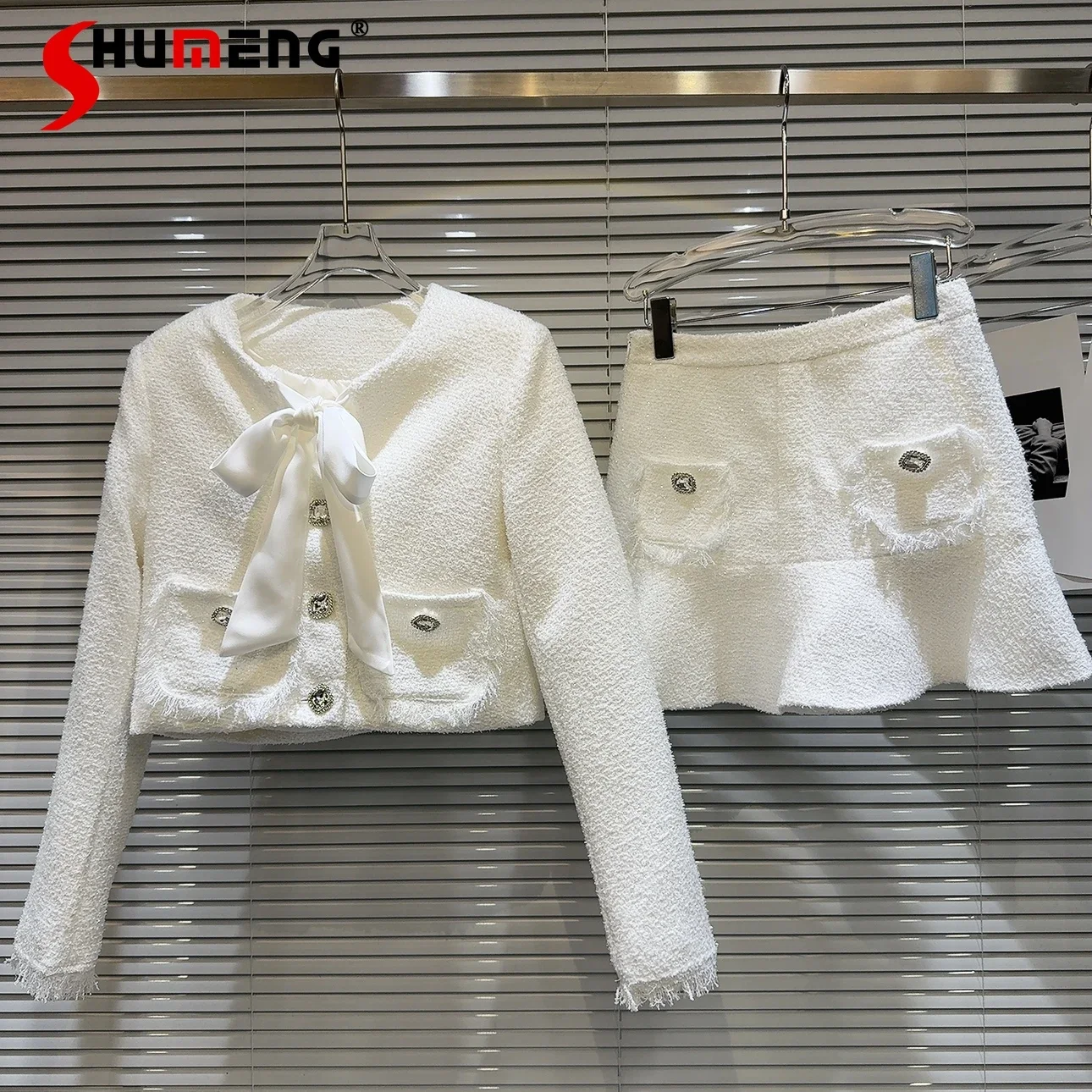 

Fashion 2023 Winter New Feminine Temperament Bow Down Lining Long Sleeve Short Coats Solid Color Skirts Outfit Women’s Clothes