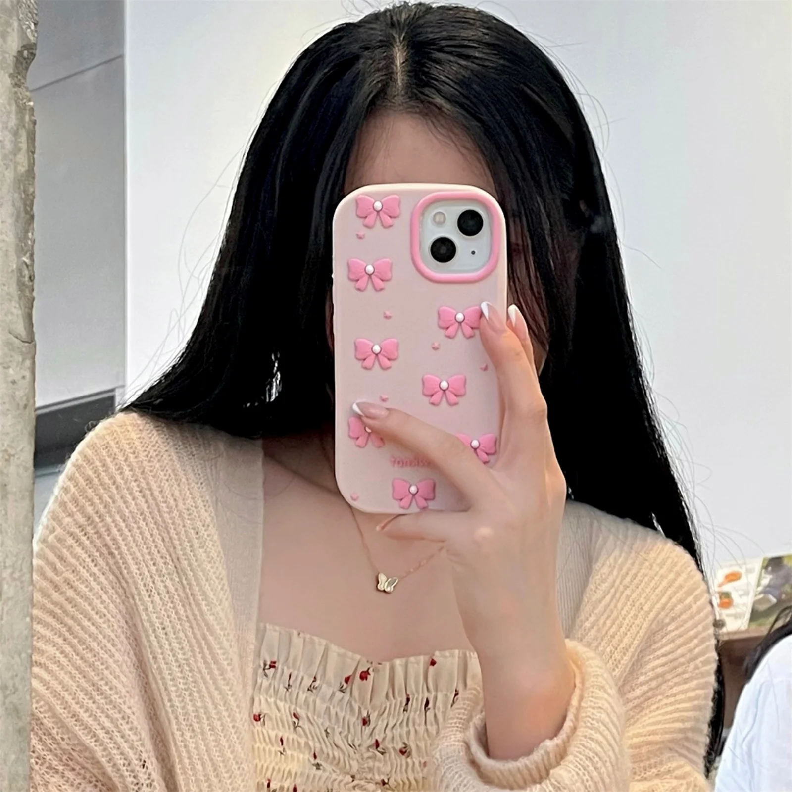 Cute Cartoon Pink Pearl Bow Shockproof Silicone Phone Case - Soft and Luxurious Protection