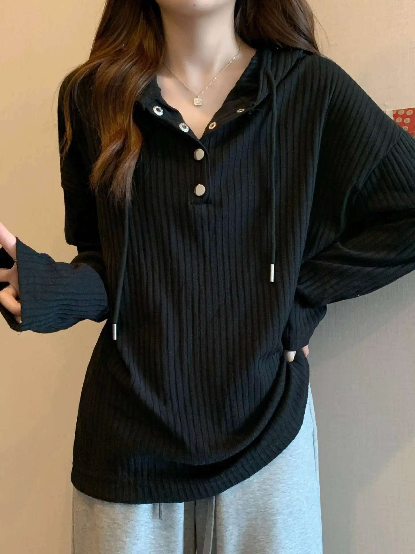 여유로운 스타일 단색 후드티 여성용 봄 가을 루즈핏 긴팔 버튼업 슬림핏 베이스 셔츠 반오픈 가디건