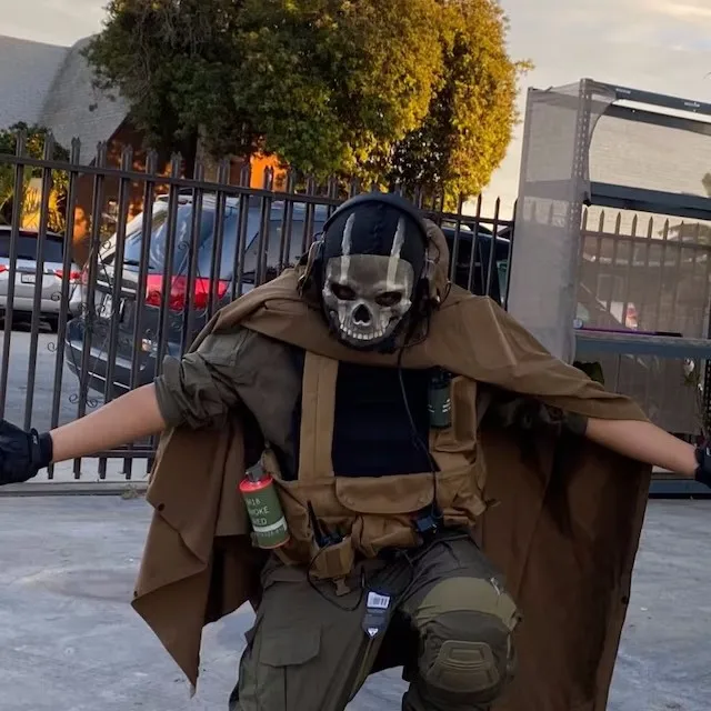 cod mw2 ghost cosplay