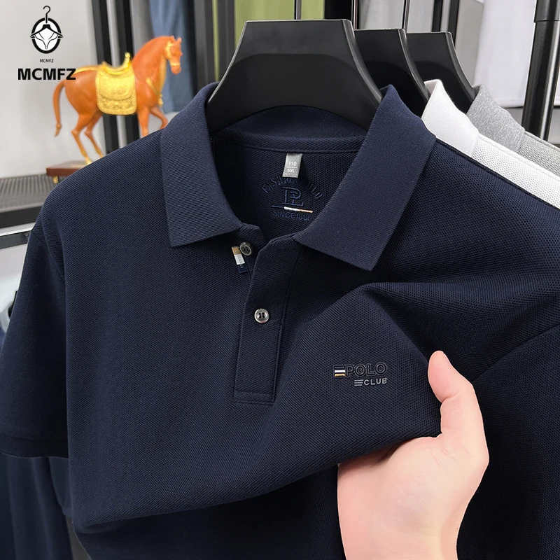 Polo da uomo in rete elasticizzata a maniche corte, con colletto sottile a bottone singolo, versatile per occasioni business casual e uso quotidiano. - immagine 3