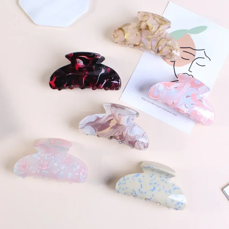 3,35 Zoll koreanischen Stil Acryl blatt Druck Haar klaue für Frauen Damen Mode Krabben geformte Haars pange Klammern Haarschmuck