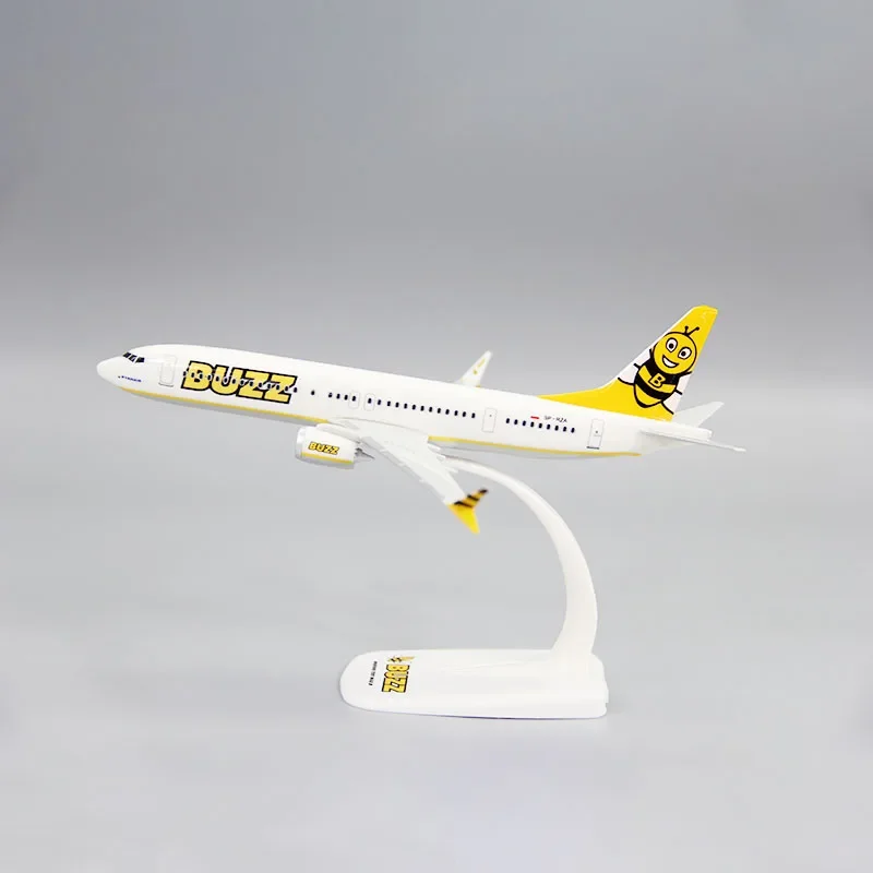 1:200 Scale B737MAX8 B737 MAX BUZZ Airline ABS Plastic
