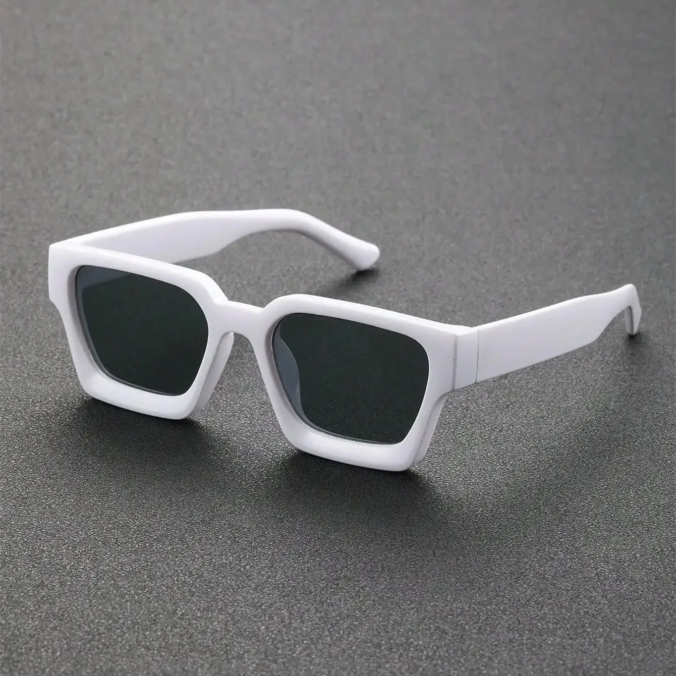 Unisex Plastic Fashion Square Frame Sunglasses For Street