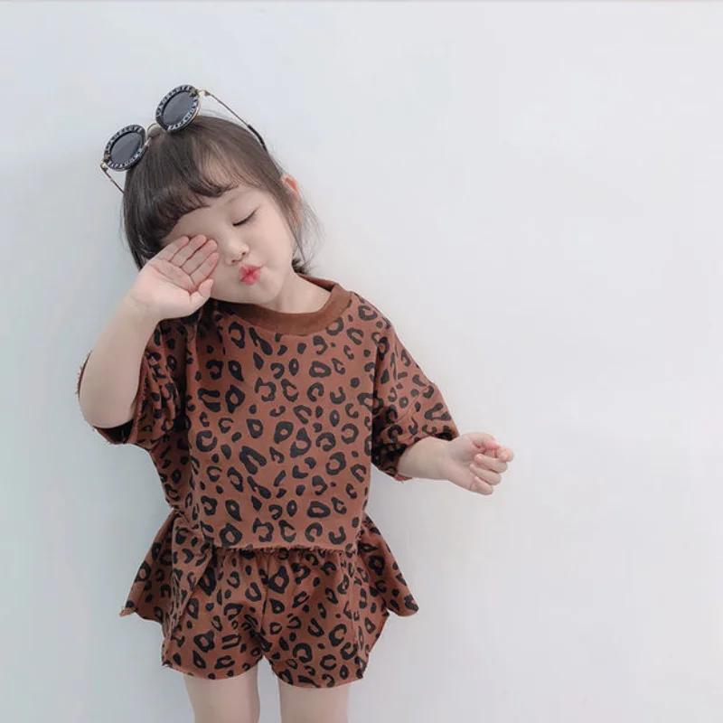 

Toddler Summer Girl Clothes Set Suspender Top + Red Shorts 2Pcs Kids Casual Set Cute Cherry Printed Cool Girl Outfits