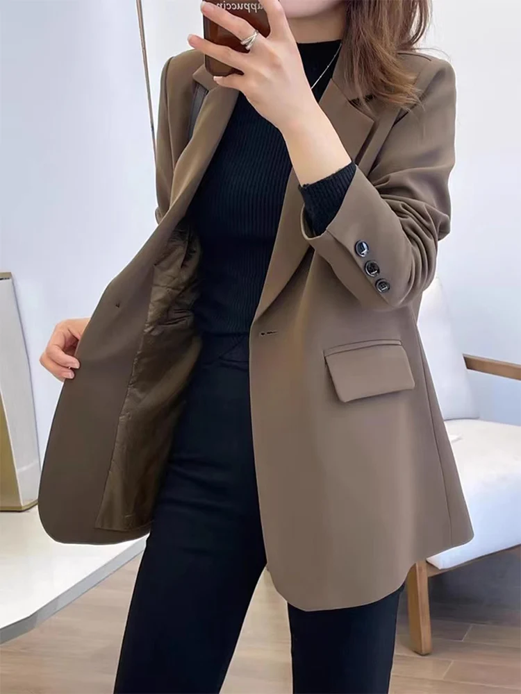 

Korean Style Shoulder Professional Casual Women's Suit Jacket 2024 Spring and Autumn New Niche Blazer Slimming Elegant Suit Top