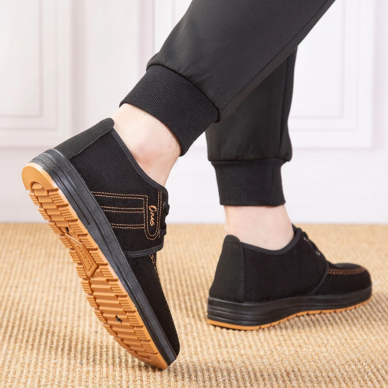 Рисунок 6 - Мужские парусиновые туфли на шнуровке