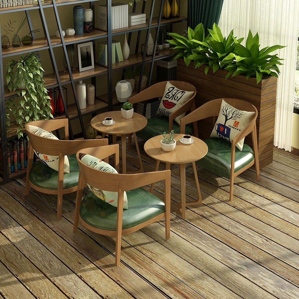 Рисунок 4 - Стол для переговоров и стул для