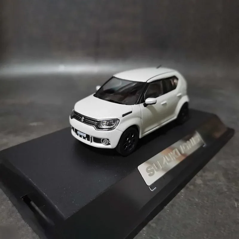 Diecast hadiah mainan kendaraan ornamen tampilan suvenir koleksi