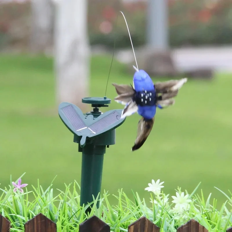 1 pz creativo simulazione solare Auto volante colibrì piuma artificiale colore uccelli interni cortile esterno decorazione del giardino