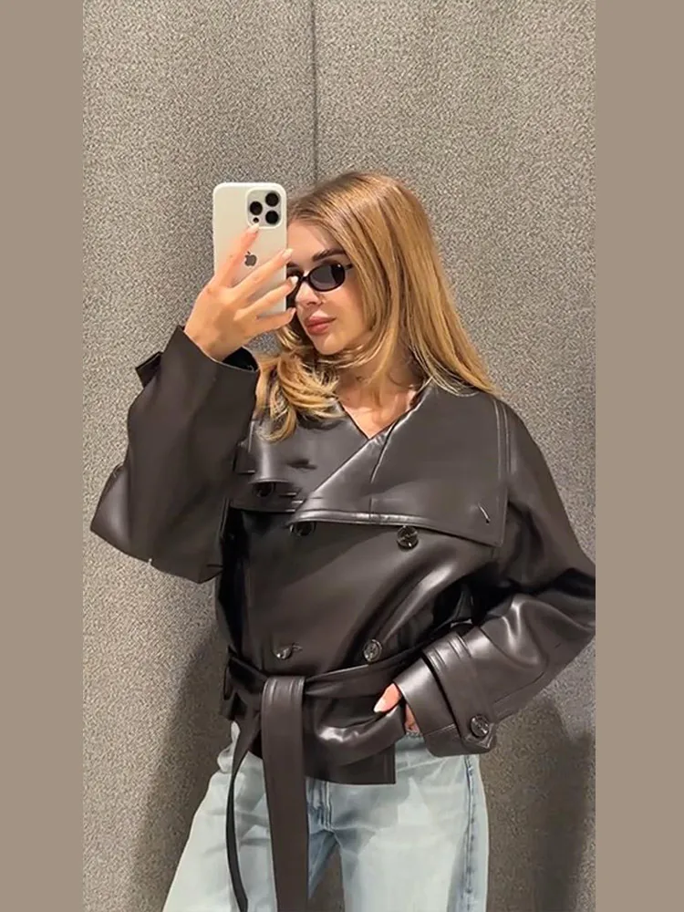 Giacca vintage in ecopelle da donna Colletto rovesciato solido Cappotti monopetto 2025 Cappotto casual chic da donna all'inizio dell'autunno 2