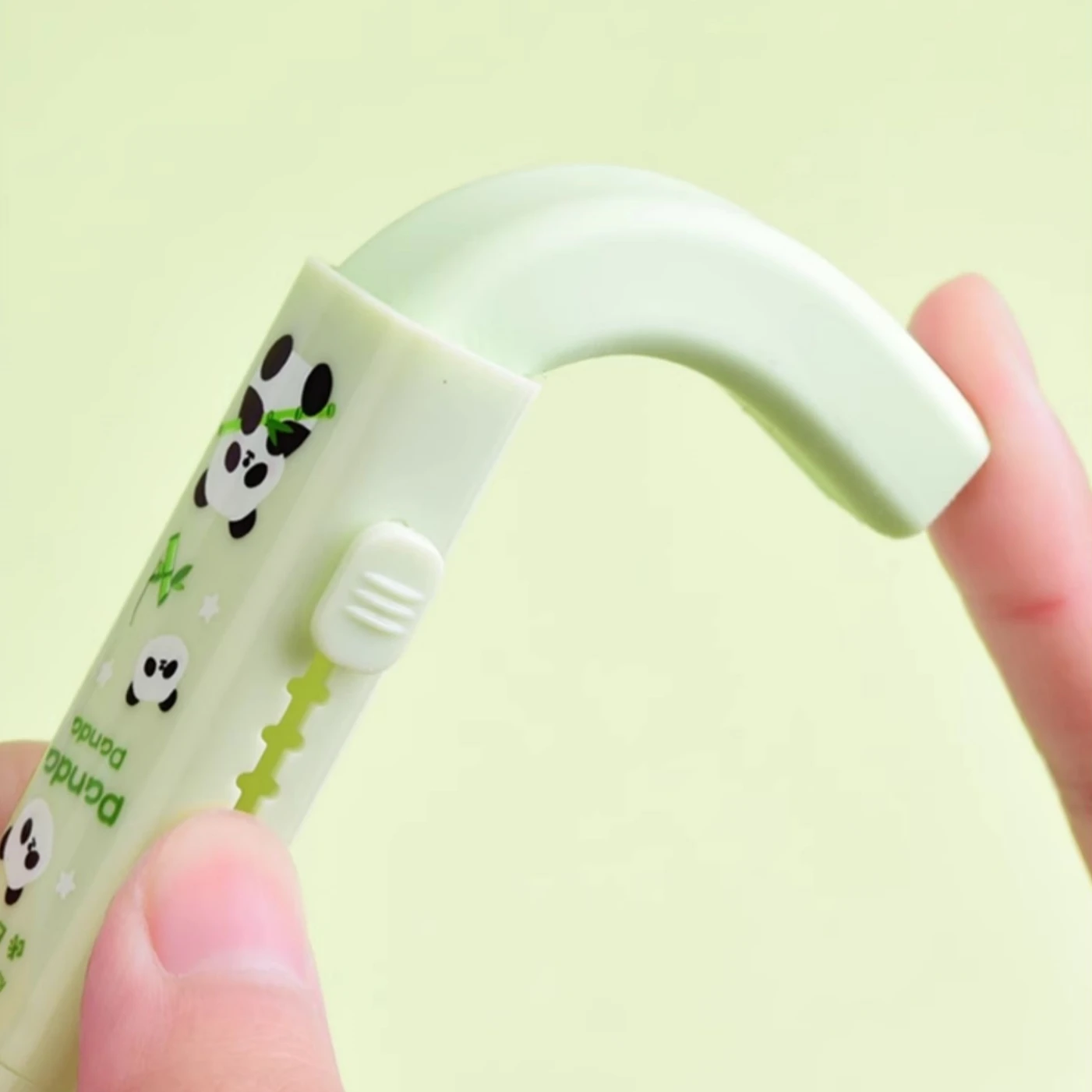Cartoon Eraser Refill Set Propelling Type Refillable Less Dust Cleaning Correcting Tools F7625 4