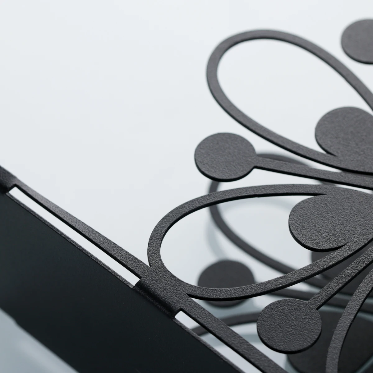 1 Metal Creative Napkin Holder Modern Simple Flower Napkin Holder Suitable for Restaurant Hotel Cafe Vertical Paper Towel Holder 6