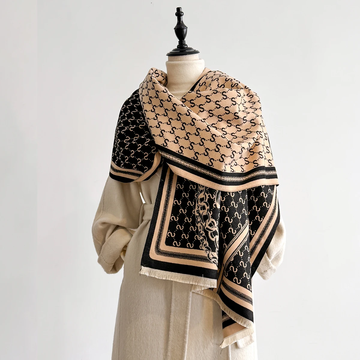 2025 Women's Luxury Brand Cashmere Winter Shawl - Vintage Allover Pattern Printed with Tassels, Pashmina Wrap & Bandana