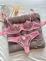 Nuit belle femmes Sexy 2 pièces broderie florale sous-vêtements Sexy lingerie érotique ensemble de sous-vêtements 2