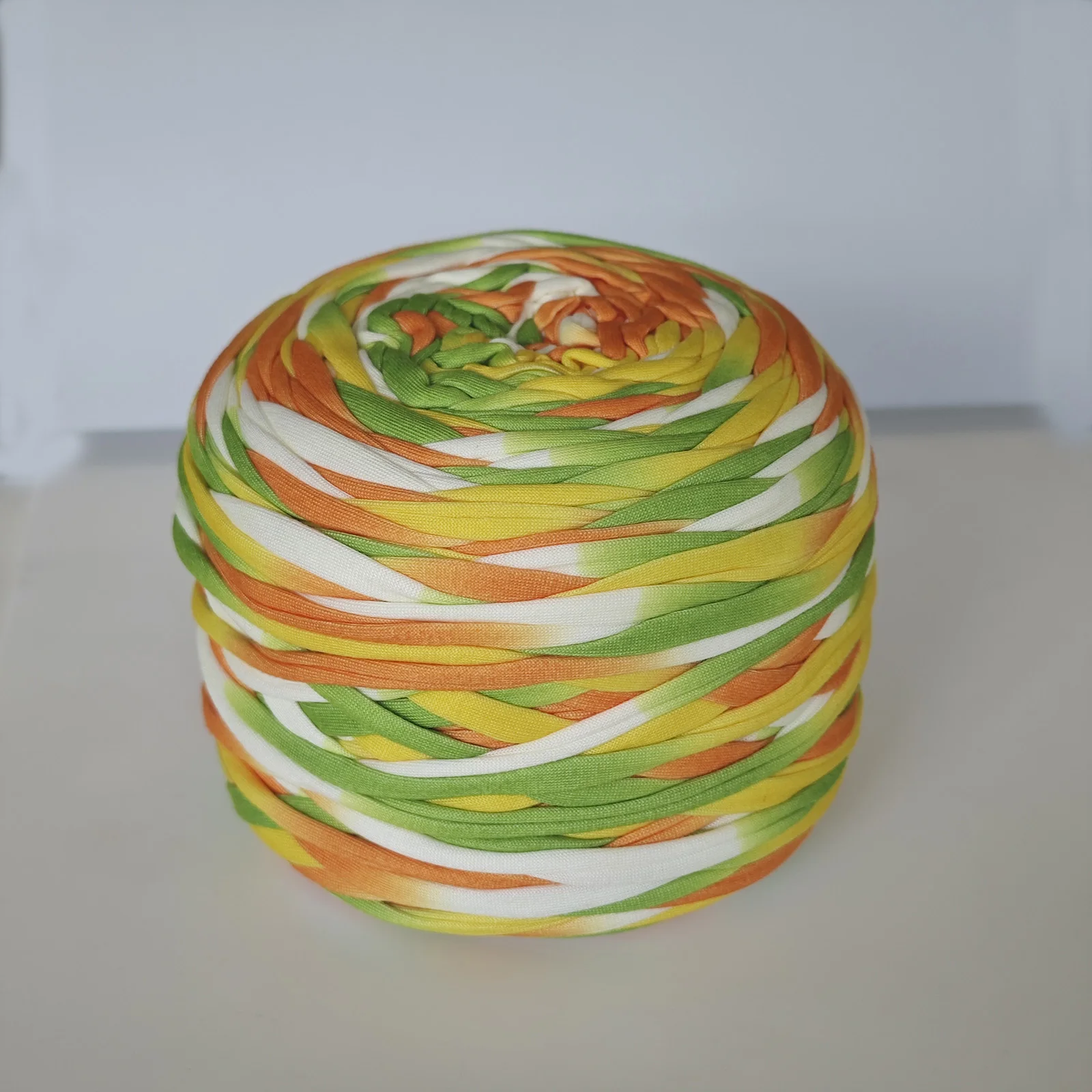 Soft & Durable T-Shirt Yarn for DIY Crafts & Home Decor Projects - 280g