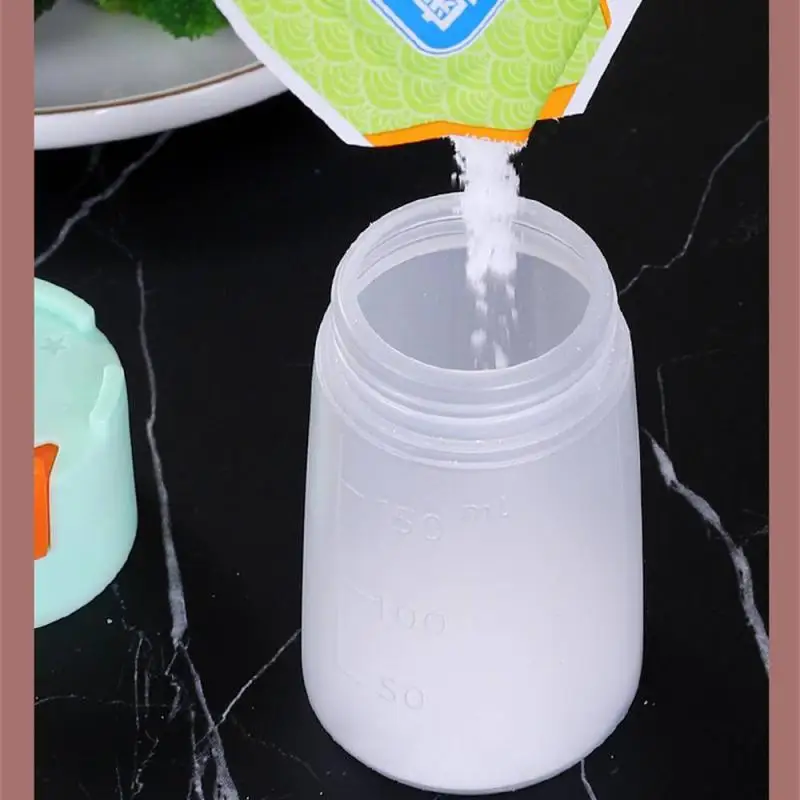 Metering Salt Dispenser Seasoning Bottle Shaker Push Type Sugar Bottle Spice Pepper Salt Shaker Spice Jar Can Kitchen Gadgets