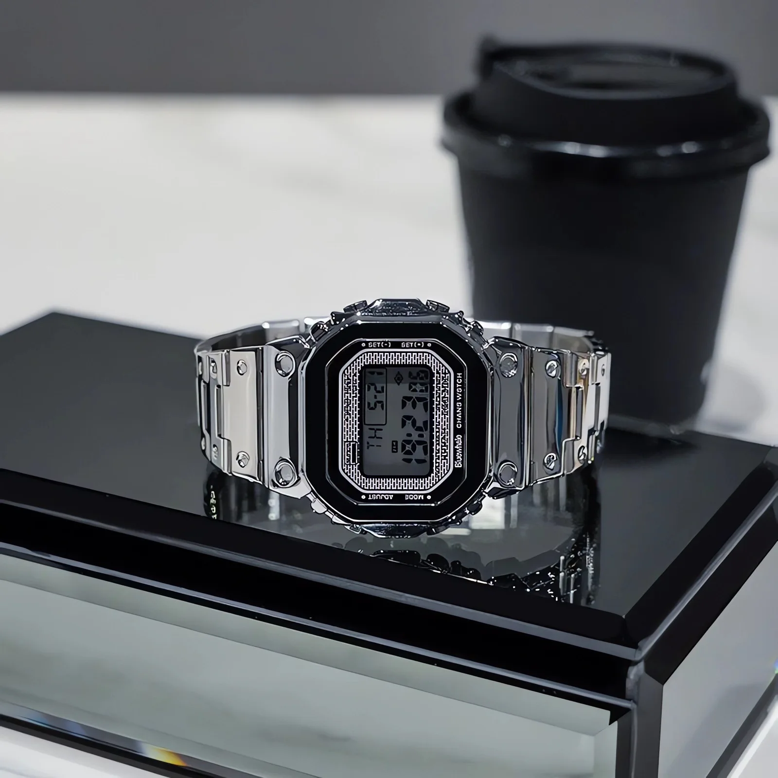 MAYZHISU Luxury Woman Electric Watches Female Watch Digital Ladies Thin Retro Quartz Bracelet Wristwatch for Women Girls Gifts