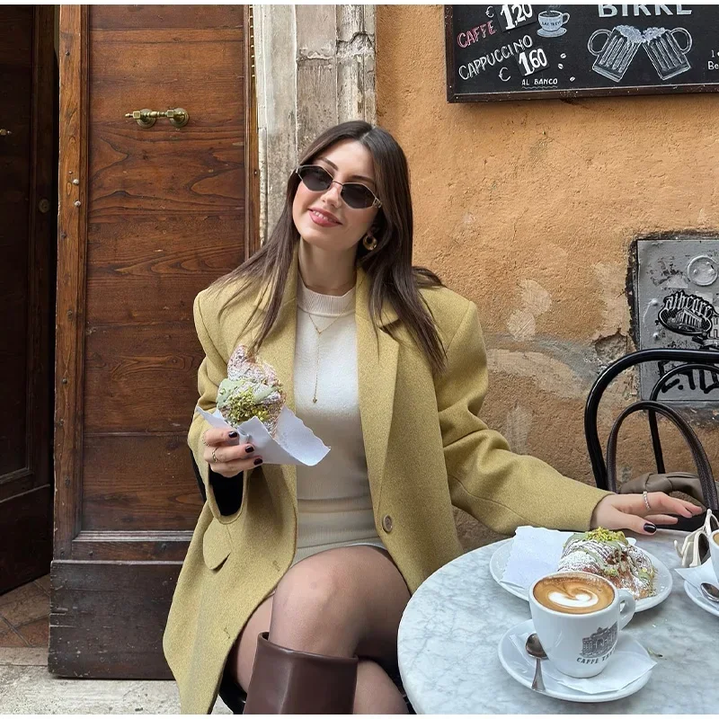 Elegante blazer amarillo para mujer, chaqueta de traje de manga larga con solapa holgada y botonadura sencilla, primavera 2025, prendas de vestir exteriores para dama de calle alta