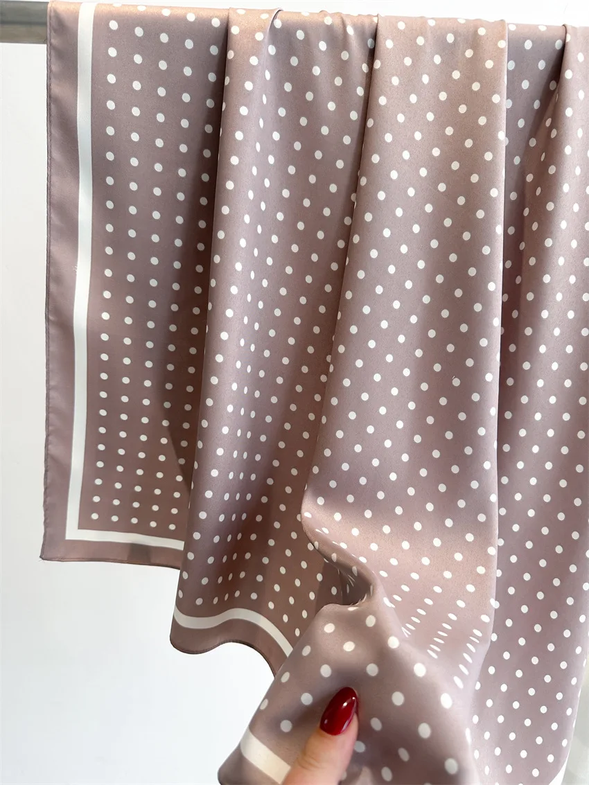 90*90cm Polka Dot Quadratischer Schal für Damen, weicher Satin, Seidenschals, Bandanas, luxuriöser Hijab, Halstuch, eleganter Schal, Wickeltuch – Detail 16