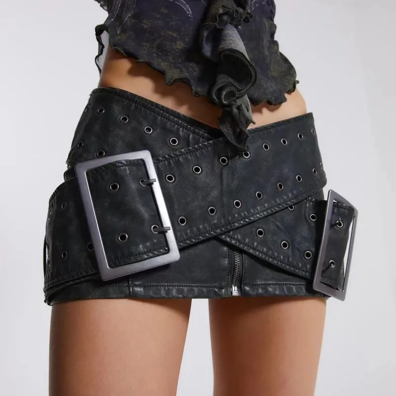 

Women 2023 Summer INS Gothic Punk Fashion Black PU Leather Micro Skirt Low Wasit Cross Belt Mini Skirt Vintage Distressed Skirts