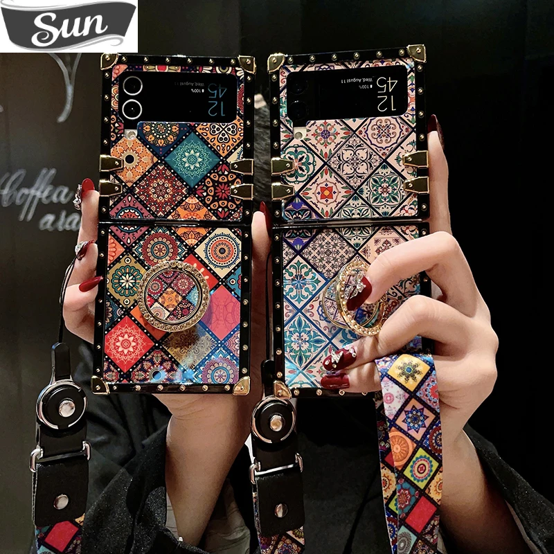 Rhombus Palace Flowers Rivet Cover Quadrata Per Telefono Per Samsung Galaxy Z Flip 4 3 Staffa Ad Anello Con Strass Con Custodia A Raggi Blu Con Cordin
