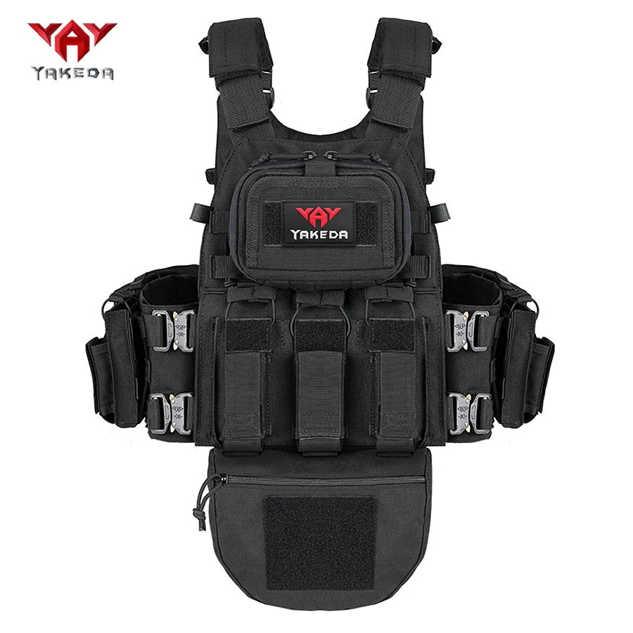 Tactical Vest with Metal Buckles and Accessory Bags for Hunting