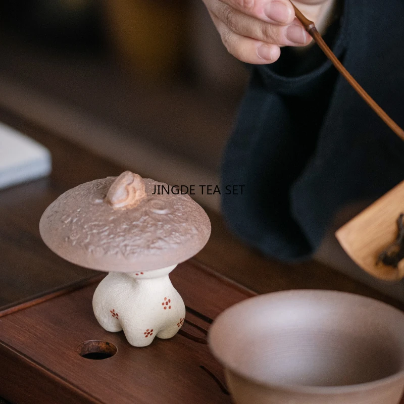 Handmade ceramic cute deer ornaments can be used as Zen tea pet home desktop accessories