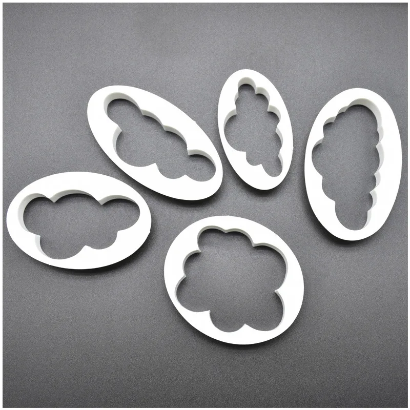 5pcs Cloud Shaped Biscuit Mold, Cartoon White Cookie Cutter For Baking